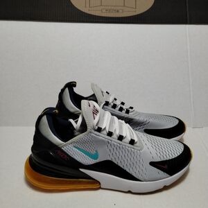 Nike Air Max 270 Sneakers